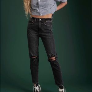American Eagle Black Mom Jean